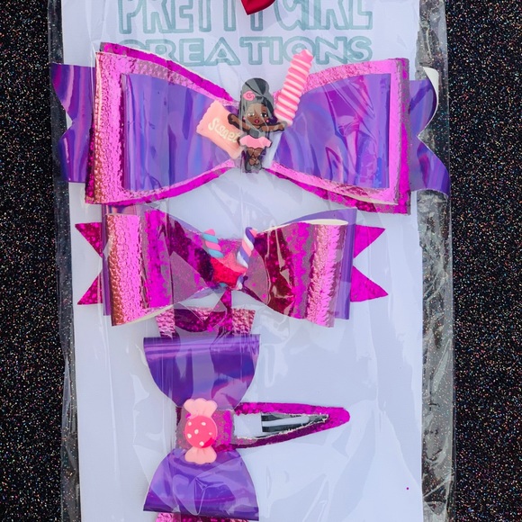 Bows - Picture 3 of 5